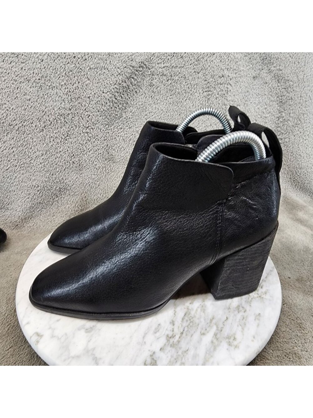 Vionic Shoes Womens Size 7 Black Leather Lyssa Ankle Boots *Read*